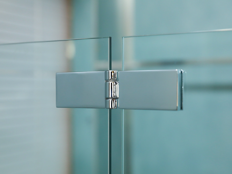 Box doccia LD Pivot con profilo in alluminio cromato Box doccia LD Pivot con profilo in alluminio cromato