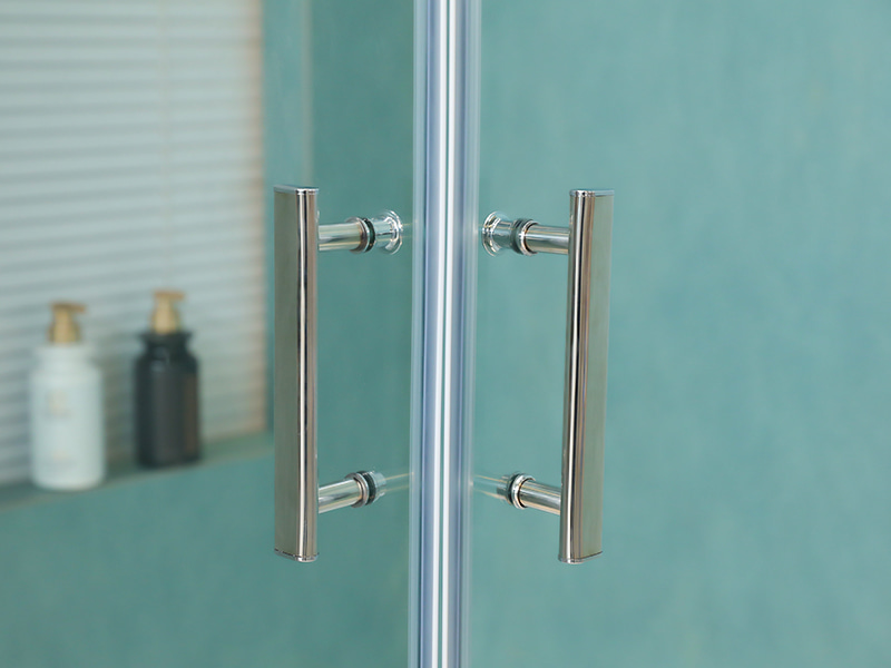 Box Doccia Pivot RSQ Con Maniglia Doppi Fori Box Doccia Pivot RSQ Con Maniglia Doppi Fori