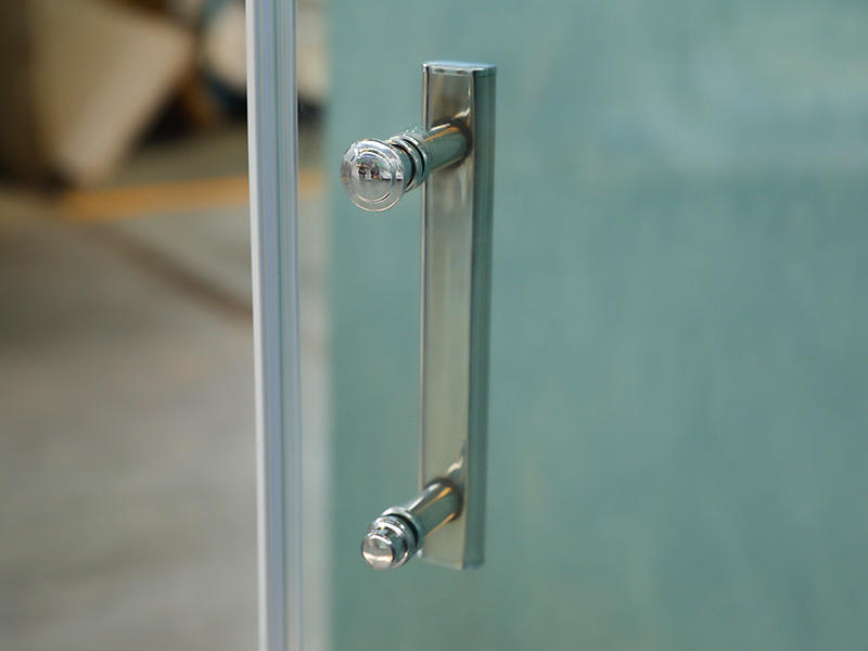 Box Doccia Pivot RSQ Con Maniglia Doppi Fori Box Doccia Pivot RSQ Con Maniglia Doppi Fori