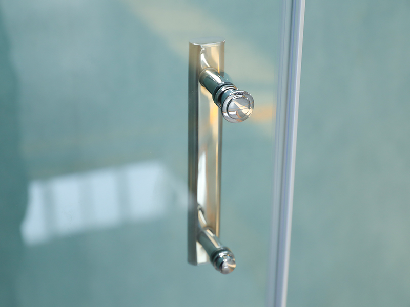 Box Doccia LA Alto Con Maniglia Doppi Fori, Con Vassoio Box Doccia LA Alto Con Maniglia Doppi Fori, Con Vassoio