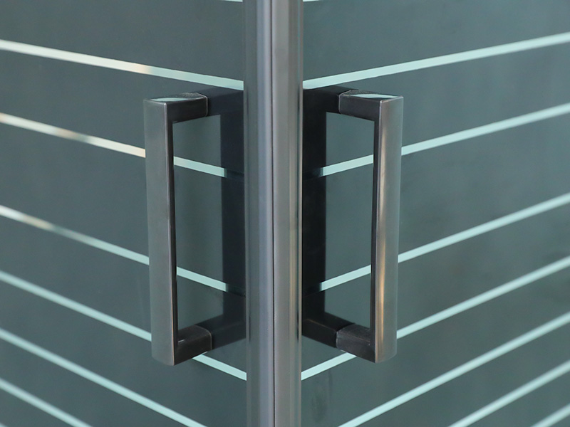 Box Doccia Scorrevole Quadrato Profilo Alluminio Nero SQ Con Maniglia Doppi Fori Box Doccia Scorrevole Quadrato Profilo Alluminio Nero SQ Con Maniglia Doppi Fori