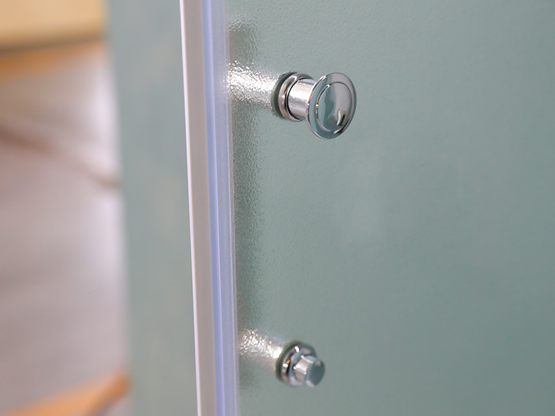 Box Doccia RE Scorrevole, Vetro Temperato Opaco, Profilo in Alluminio Cromato, Maniglia Doppi Fori, Con Vassoio Box Doccia RE Scorrevole, Vetro Temperato Opaco, Profilo in Alluminio Cromato, Maniglia Doppi Fori, Con Vassoio