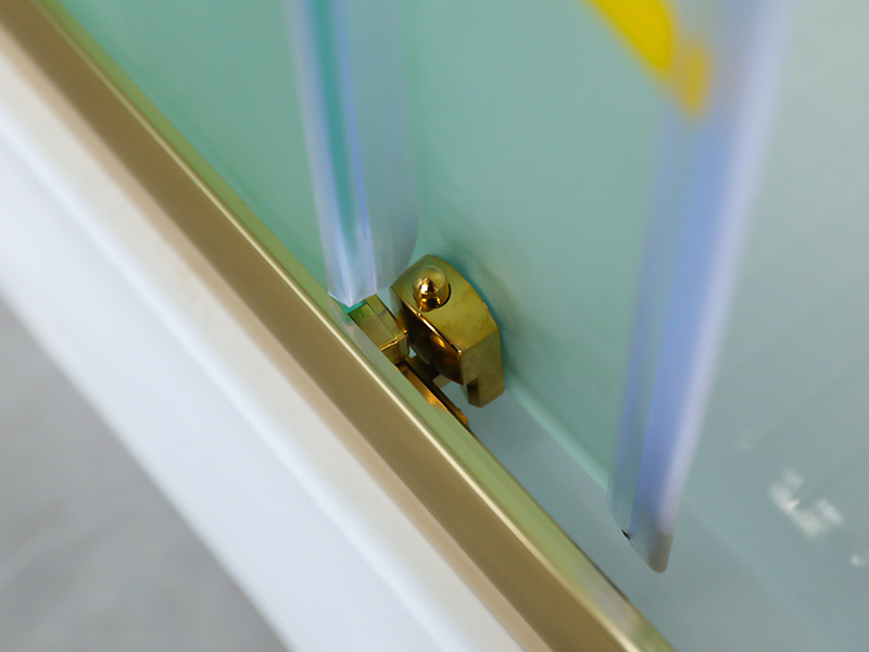 RE Box Doccia Scorrevole, Vetro Temperato Opaco Con Serigrafia, Profilo In Alluminio Oro, Maniglia Doppi Fori, Con Vassoio RE Box Doccia Scorrevole, Vetro Temperato Opaco Con Serigrafia, Profilo In Alluminio Oro, Maniglia Doppi Fori, Con Vassoio