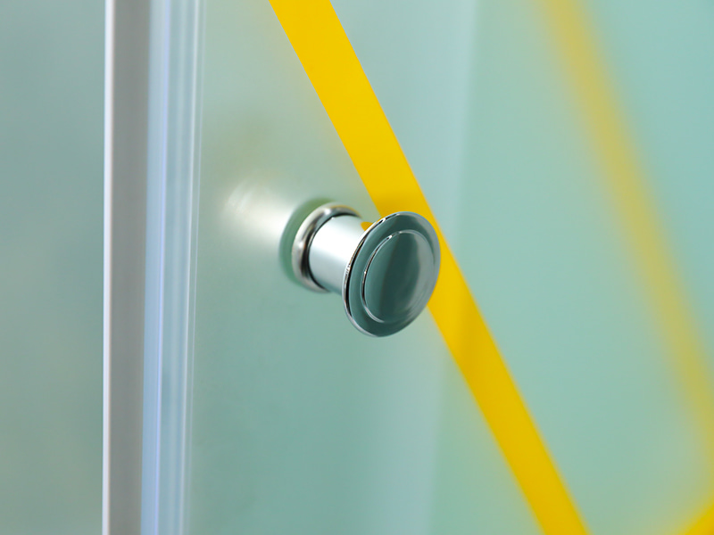 RE Box Doccia Scorrevole, Vetro Temperato Opaco Con Serigrafia, Profilo In Alluminio Oro, Maniglia Doppi Fori, Con Vassoio RE Box Doccia Scorrevole, Vetro Temperato Opaco Con Serigrafia, Profilo In Alluminio Oro, Maniglia Doppi Fori, Con Vassoio