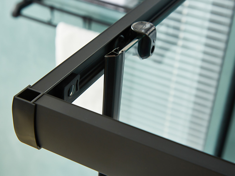 Box Doccia Scorrevole SQ, Vetro Temperato Trasparente, Profilo in Alluminio Nero, Maniglia Doppi Fori, Con Vassoio Box Doccia Scorrevole SQ, Vetro Temperato Trasparente, Profilo in Alluminio Nero, Maniglia Doppi Fori, Con Vassoio