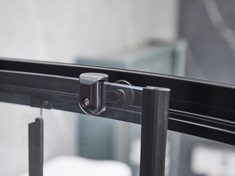 Porta Scorrevole In Vetro SE Per Box Doccia, Profilo In Alluminio Nero Porta Scorrevole In Vetro SE Per Box Doccia, Profilo In Alluminio Nero