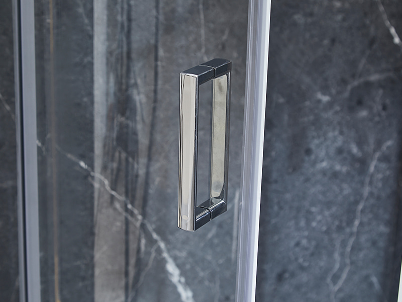 Box doccia scorrevole con profilo in alluminio cromato SE per bagno Box doccia scorrevole con profilo in alluminio cromato SE per bagno