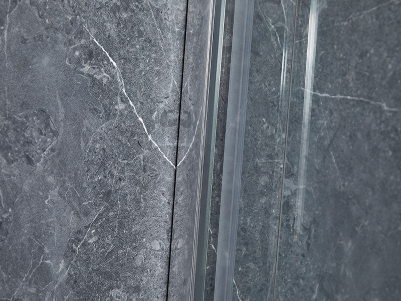 Box doccia scorrevole con profilo in alluminio cromato SE per bagno Box doccia scorrevole con profilo in alluminio cromato SE per bagno