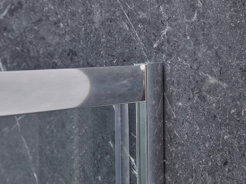 Box doccia scorrevole con profilo in alluminio cromato SE per bagno Box doccia scorrevole con profilo in alluminio cromato SE per bagno