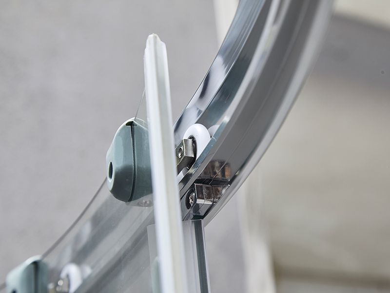 Box Doccia Scorrevole SE, Vetro Temperato Trasparente, Profilo in Alluminio Cromato, Maniglia Doppi Fori, Senza Vassoio Box Doccia Scorrevole SE, Vetro Temperato Trasparente, Profilo in Alluminio Cromato, Maniglia Doppi Fori, Senza Vassoio