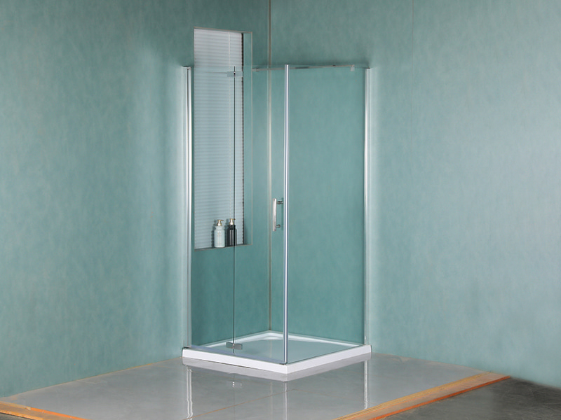 Box doccia LD Pivot con profilo in alluminio cromato